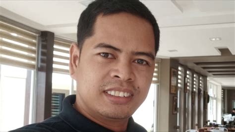 Gwapong Lalaki .